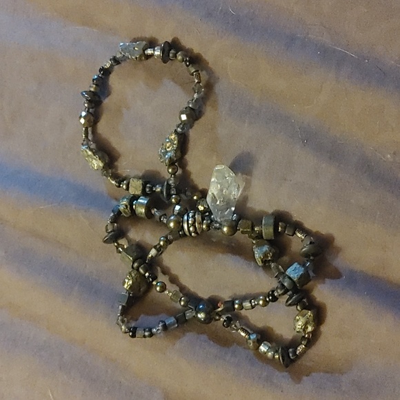 3 in 1 Bracelet any 5 bracelets for 10$ - Picture 2 of 3